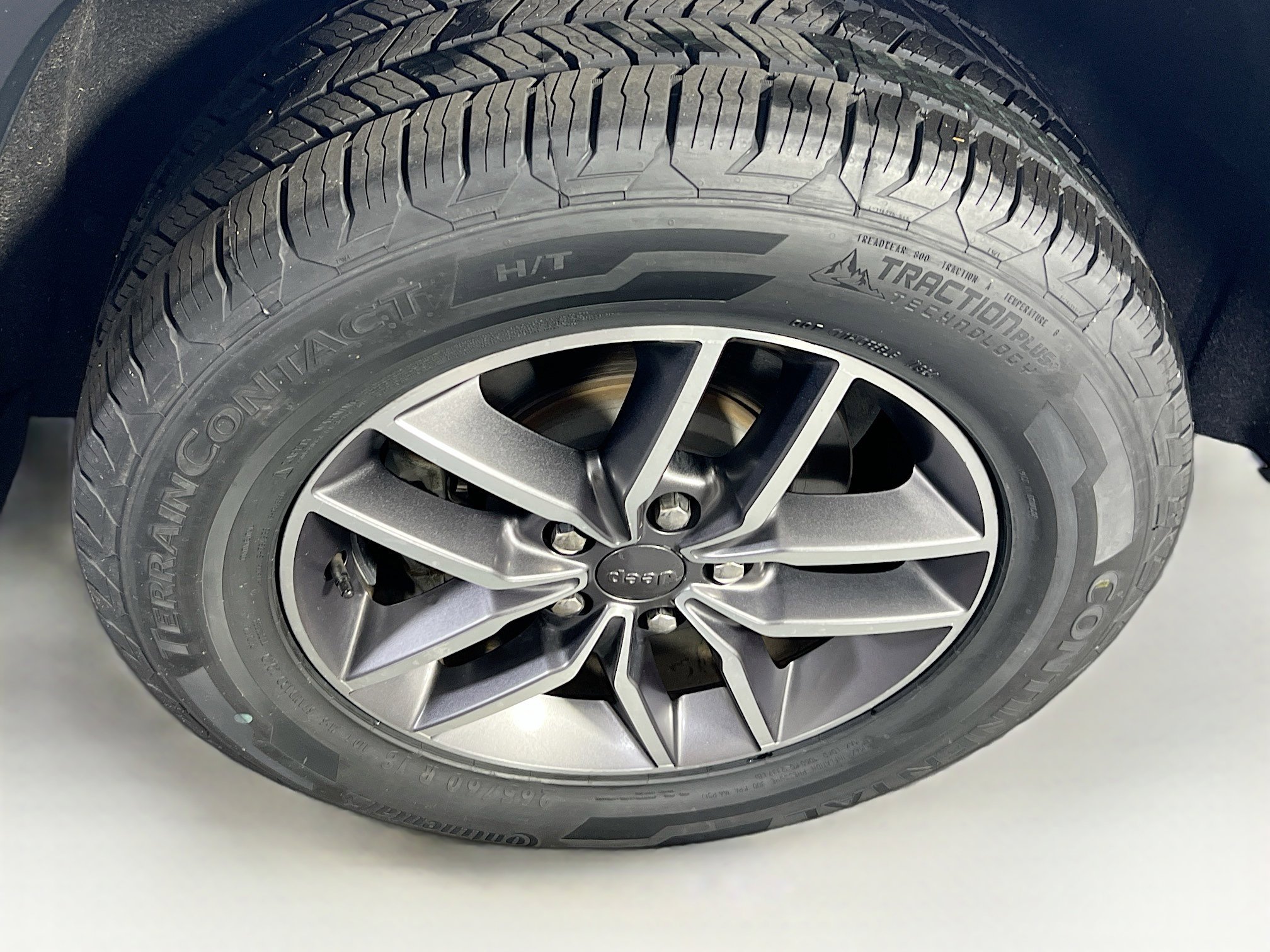 Used 2022 Jeep Grand Cherokee Limited image 29