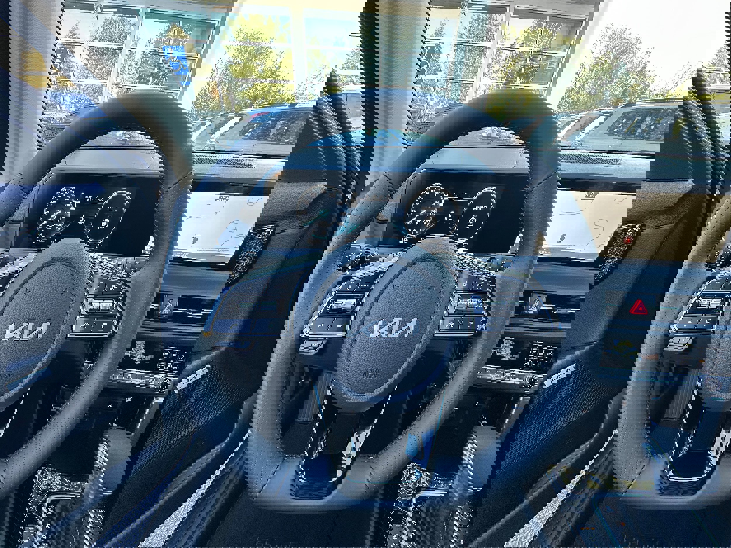 New 2026 Kia Seltos SX w/ SX Sunroof Package image 43