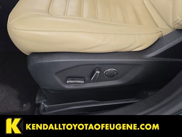 Used 2016 Ford Edge SEL w/ Equipment Group 201A FWD image 17