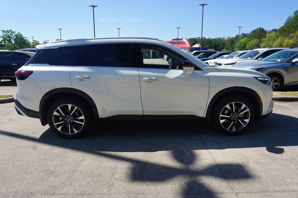 Used 2023 INFINITI QX60 Luxe w/ Performance Audio Package image 26