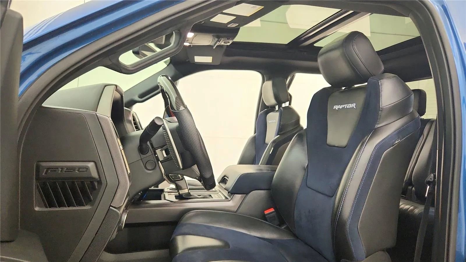 Used 2019 Ford F150 Raptor w/ Equipment Group 802A Luxury image 27