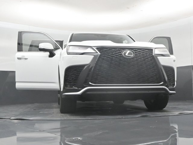 Used 2023 Lexus LX 600 F Sport w/ Accessory Package (Z1) AWD/4WD image 65