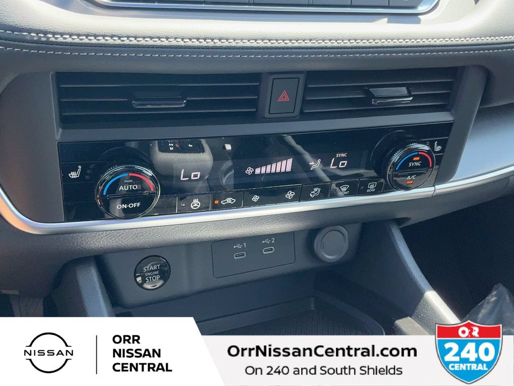 New 2026 Nissan Rogue Dark Armor AWD/4WD image 24