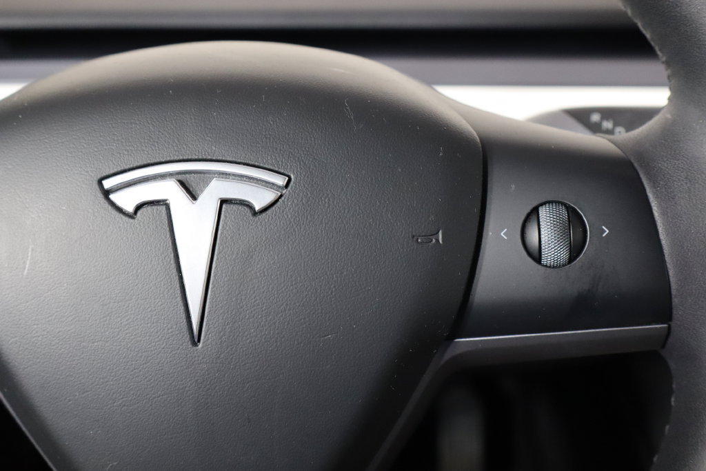 Used 2023 Tesla Model 3 Long Range AWD/4WD image 10