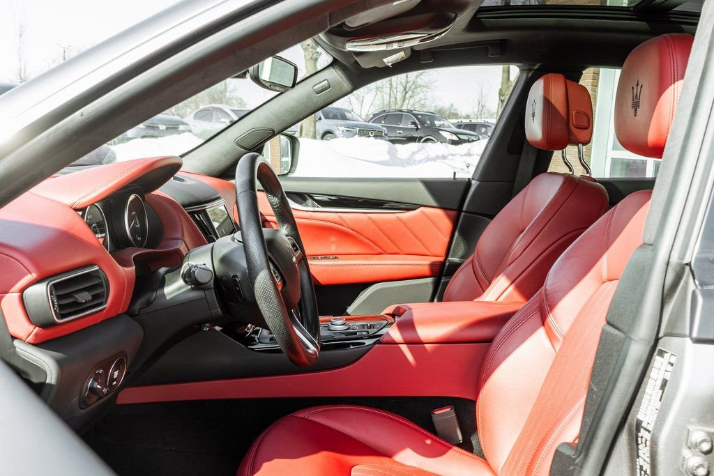 Used 2022 Maserati Levante GT image 30