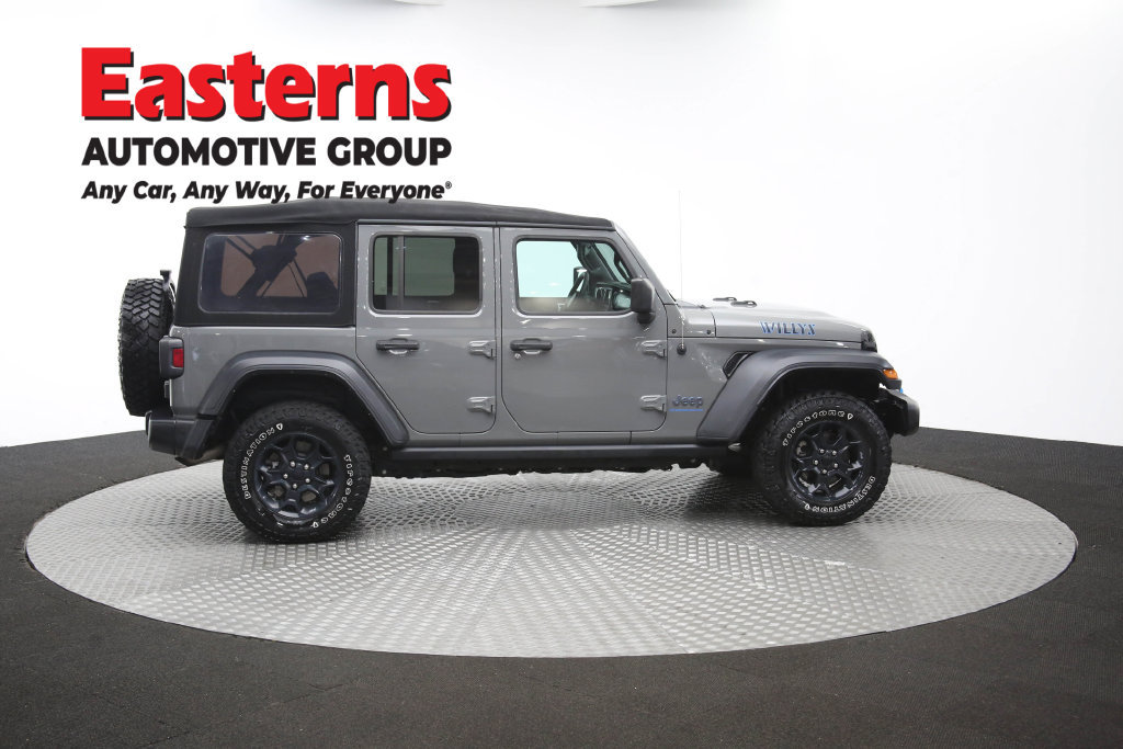 Used 2023 Jeep Wrangler Unlimited w/ Cold Weather Group AWD/4WD image 48