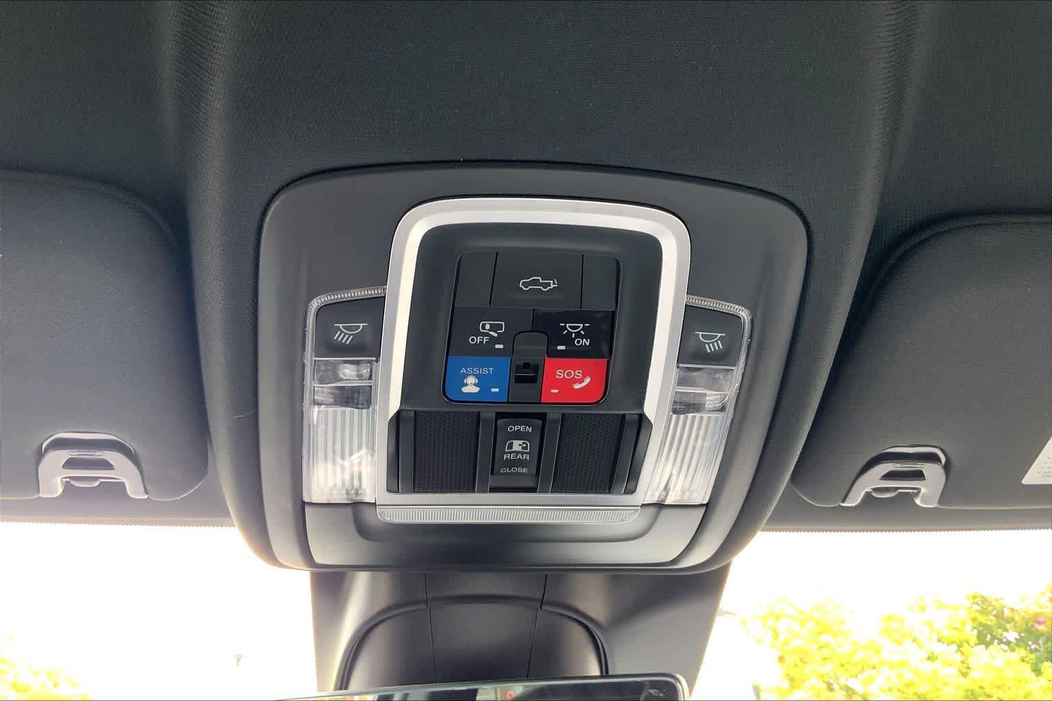 Used 2022 RAM 2500 Limited AWD/4WD image 31