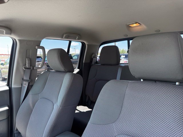 Used 2020 Nissan Frontier SV w/ Midnight Edition Floor Mats RWD image 24