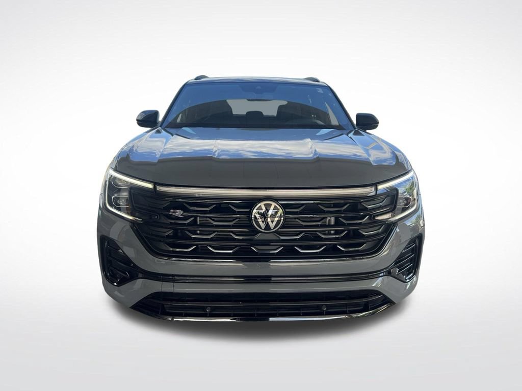 Used 2025 Volkswagen Atlas Cross Sport SEL R-Line AWD/4WD image 2