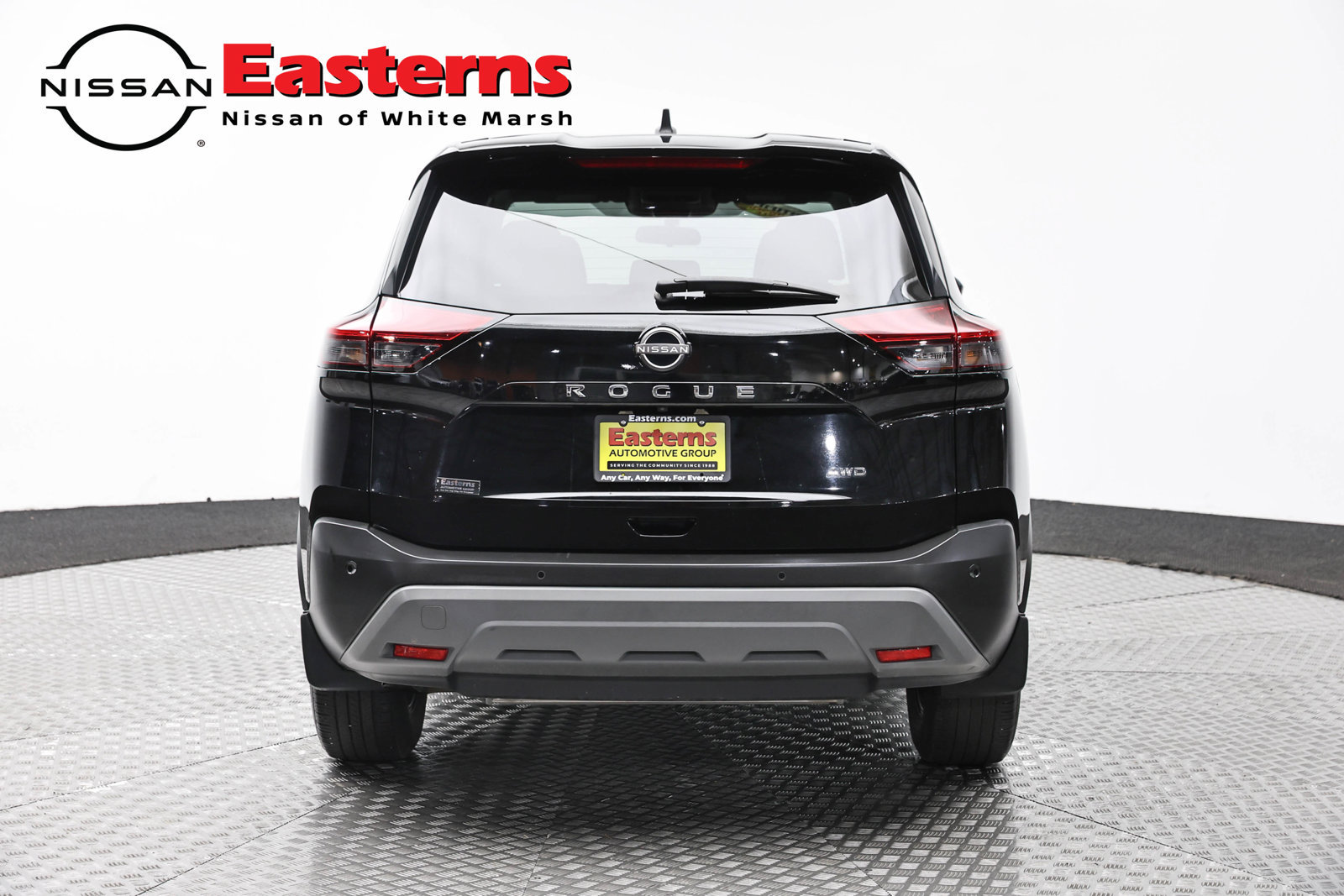Used 2023 Nissan Rogue S AWD/4WD image 6
