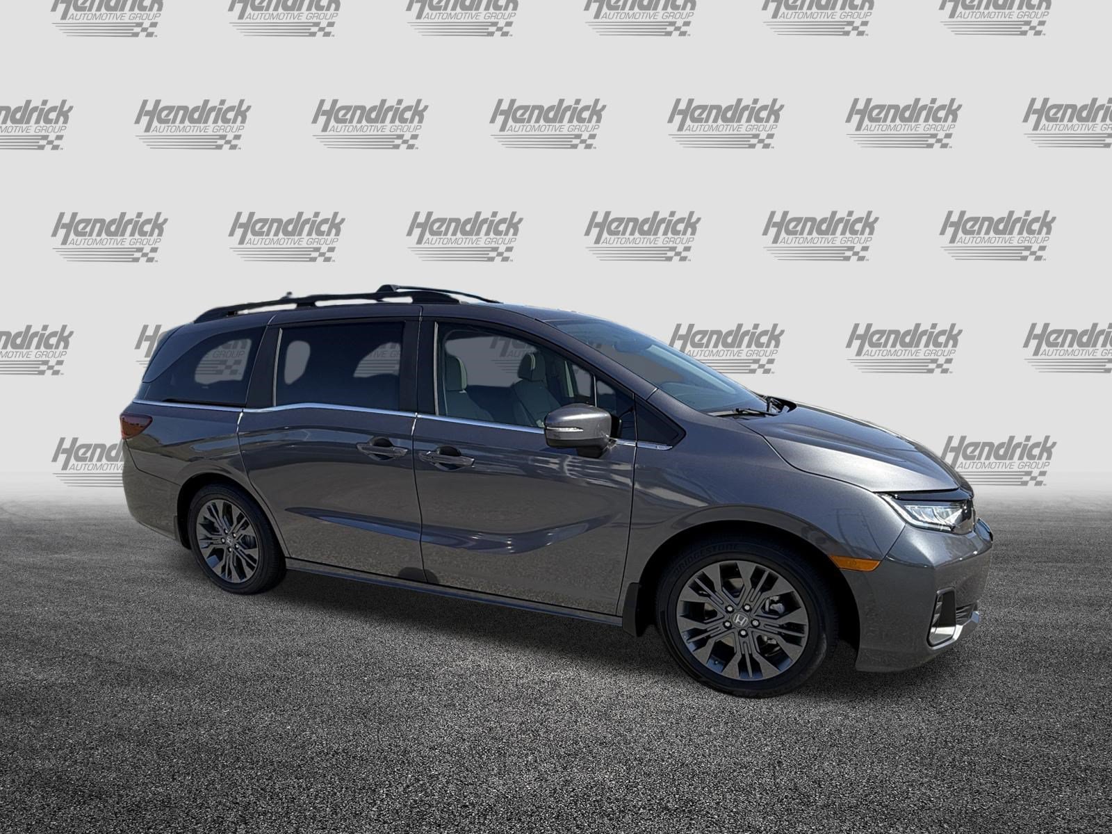 New 2027 Honda Odyssey Touring image 2