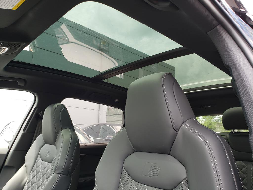 New 2025 Audi SQ7 Premium Plus image 7