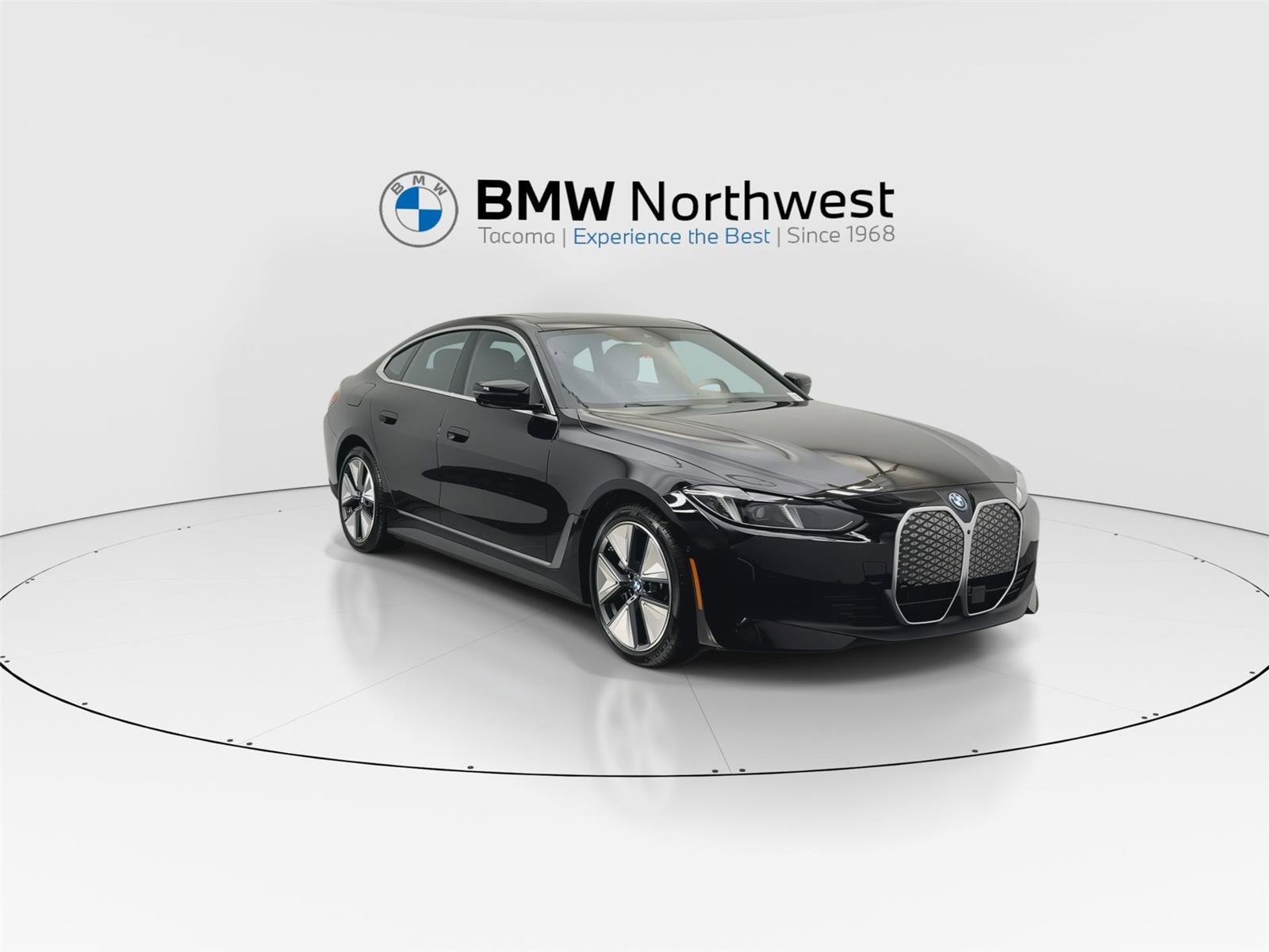 Used 2025 BMW i4 xDrive40i w/ Parking Assistance Package image 6