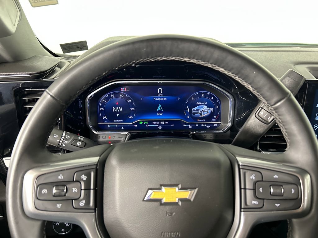 Used 2024 Chevrolet Silverado 1500 LT AWD/4WD image 15