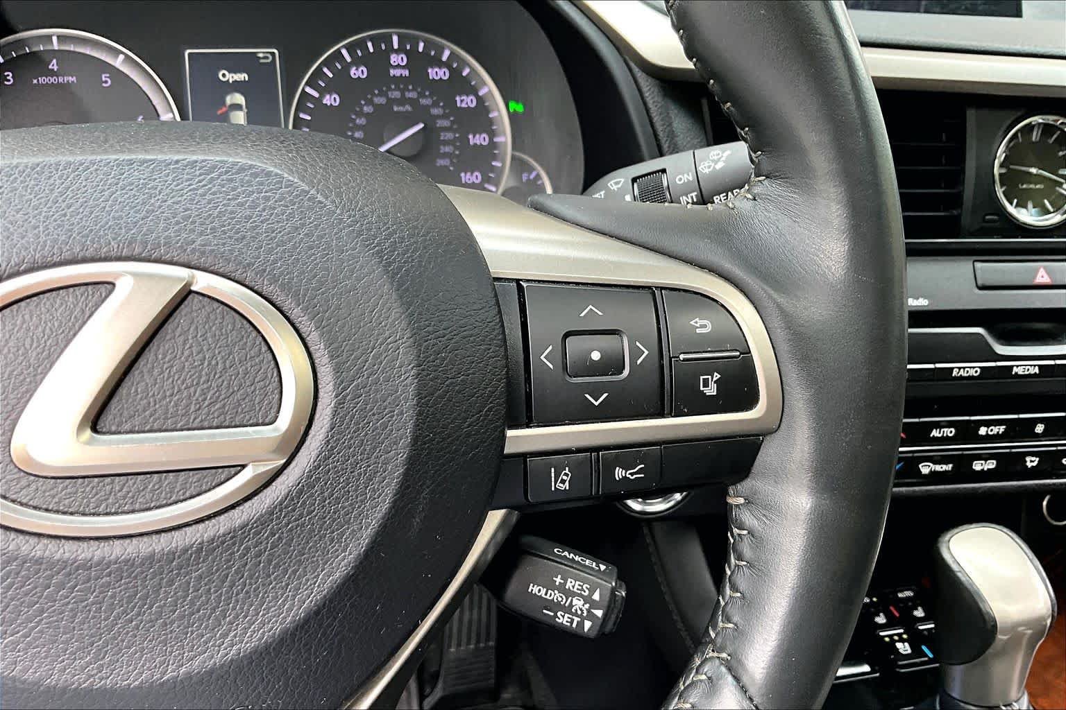 Used 2018 Lexus RX 350 AWD w/ Premium Package image 25