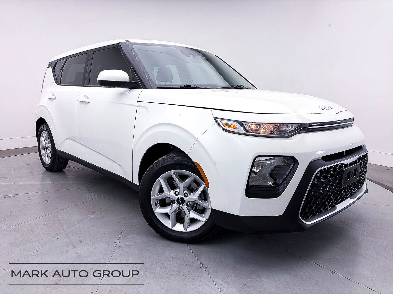Used 2022 Kia Soul LX w/ Technology Package