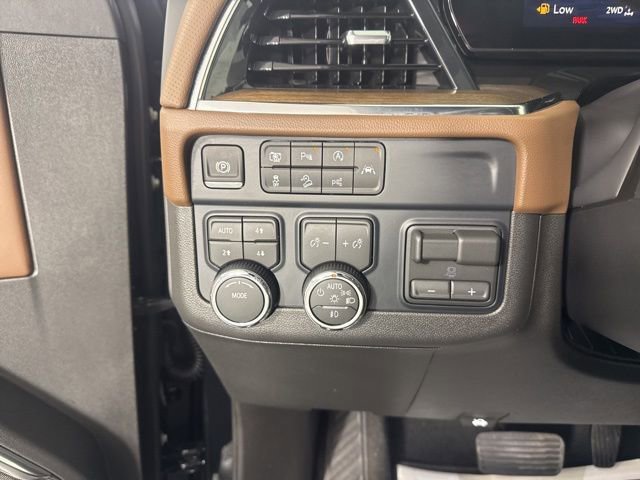 New 2026 Chevrolet Tahoe High Country w/ Sun And Tow Package AWD/4WD image 42
