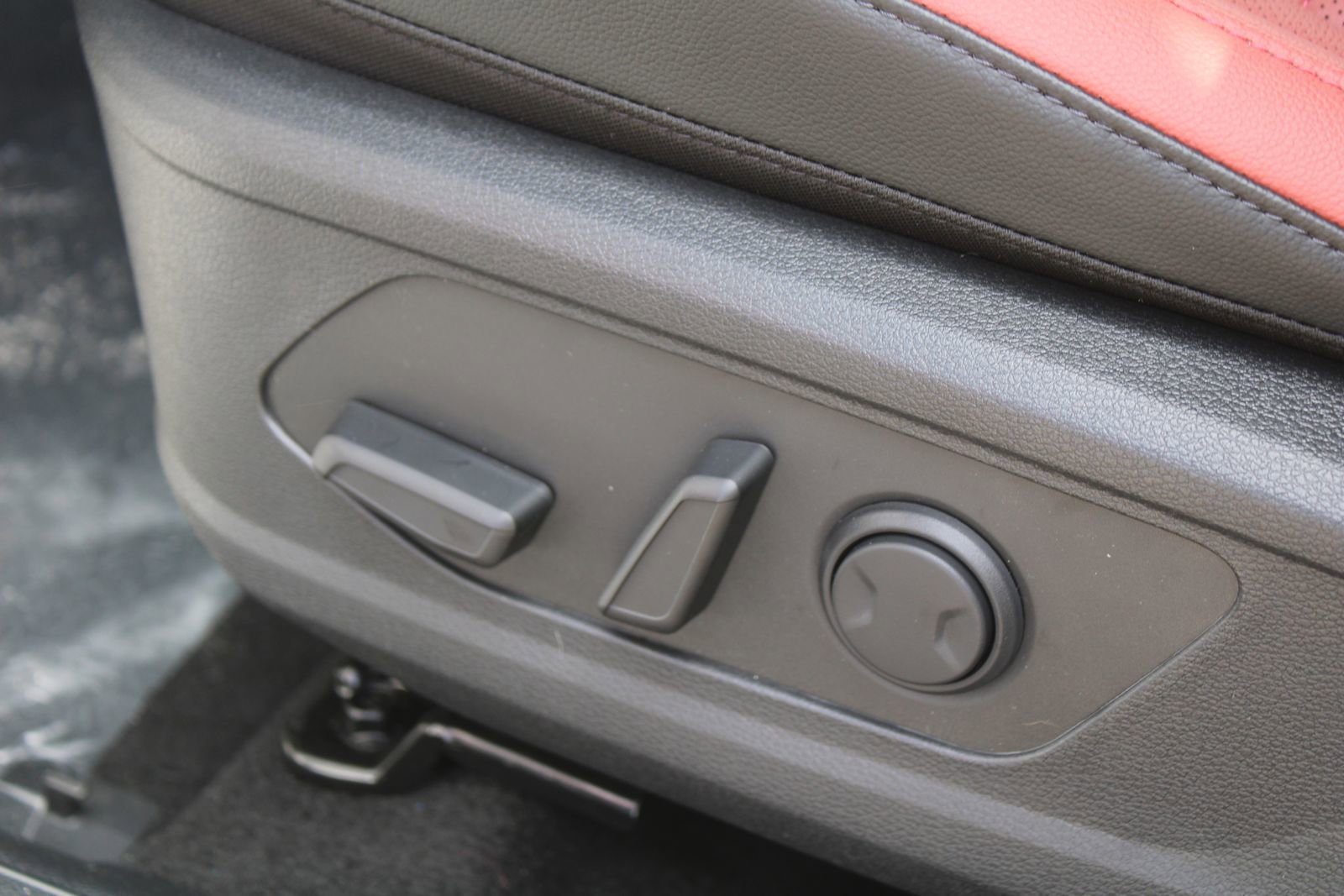 New 2026 Kia Sportage SX image 24