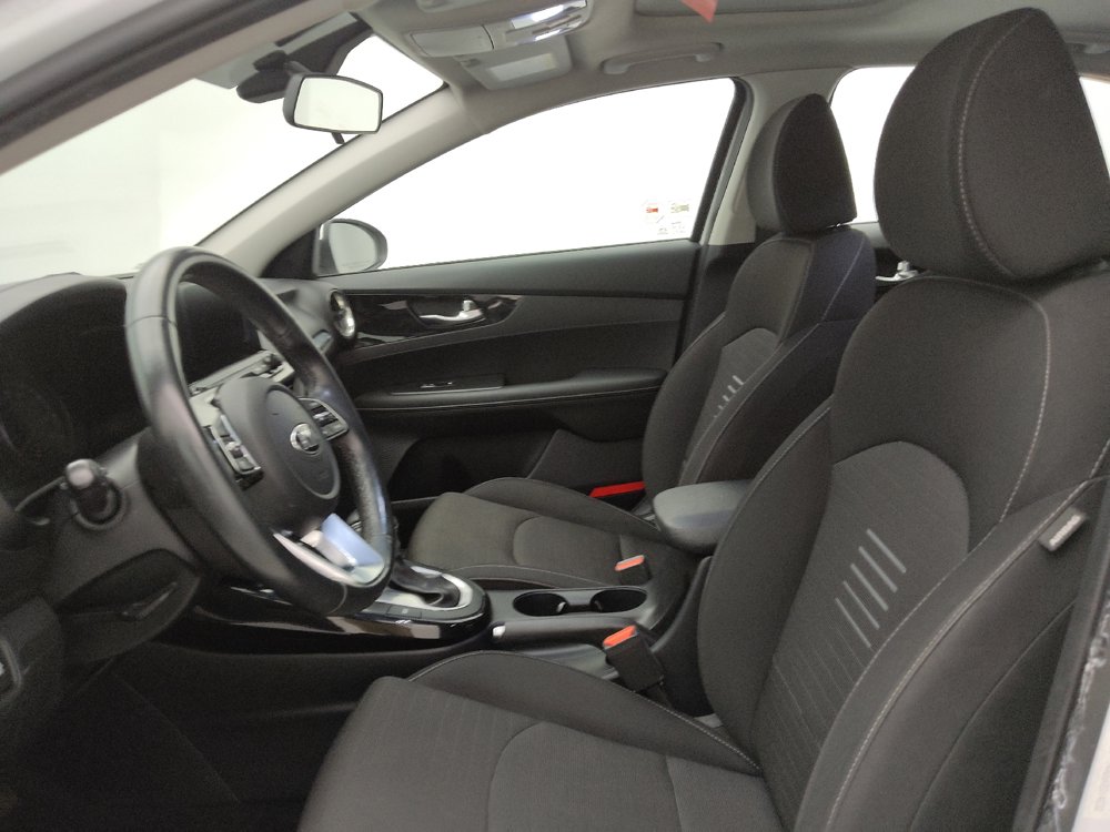 Used 2019 Kia Forte S w/ S Premium Package FWD image 17