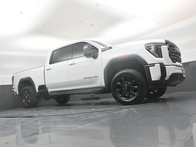 Used 2025 GMC Sierra 2500 AT4 AWD/4WD image 39