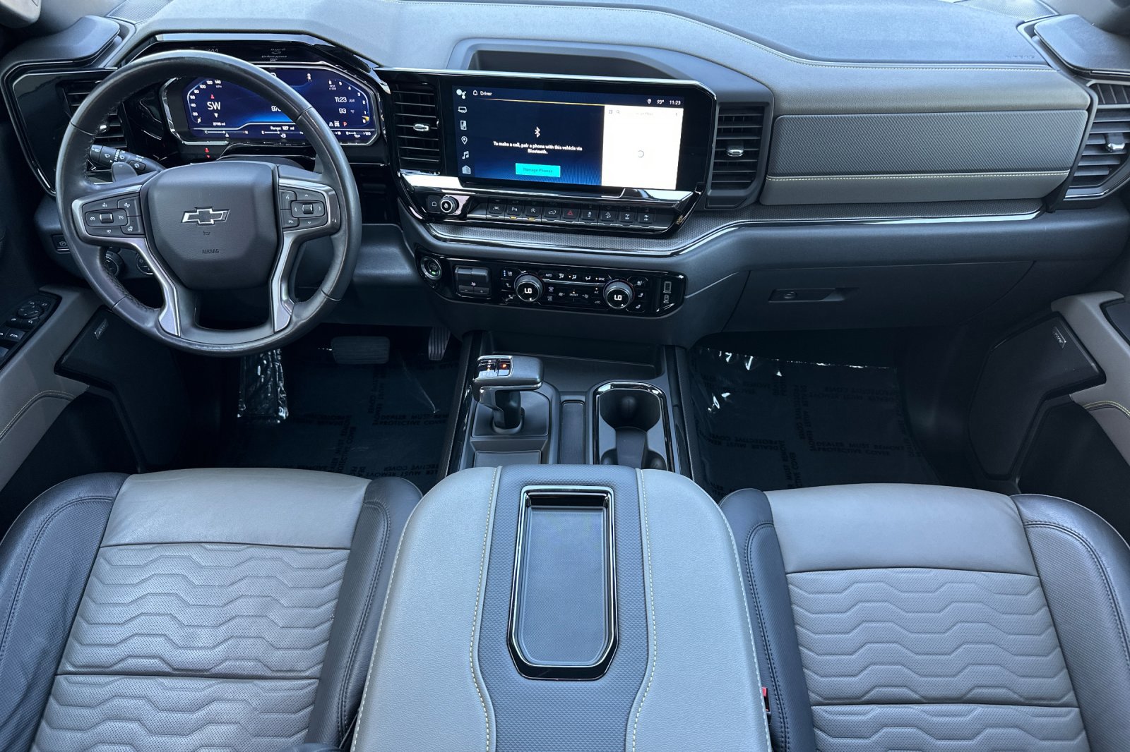 Used 2022 Chevrolet Silverado 1500 ZR2 image 13