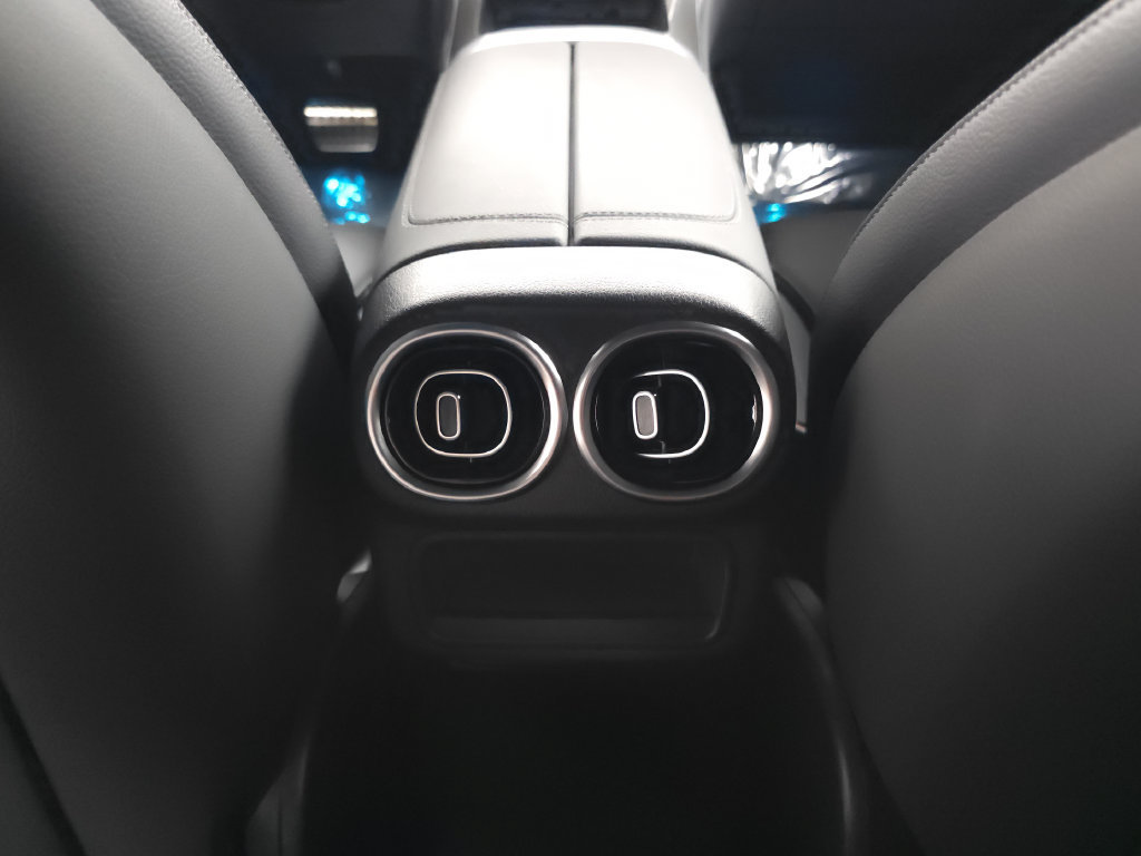 Certified 2026 Mercedes-Benz GLC 300 4MATIC image 23