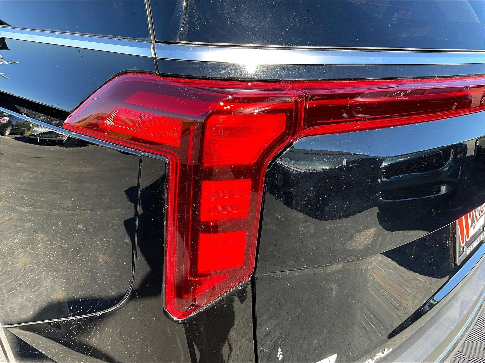 New 2027 Kia Carnival SX FWD image 15