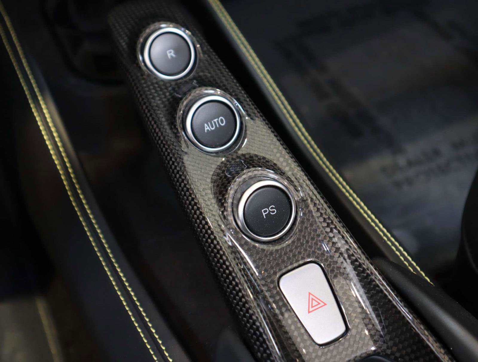 Used 2021 Ferrari F8 Tributo image 34