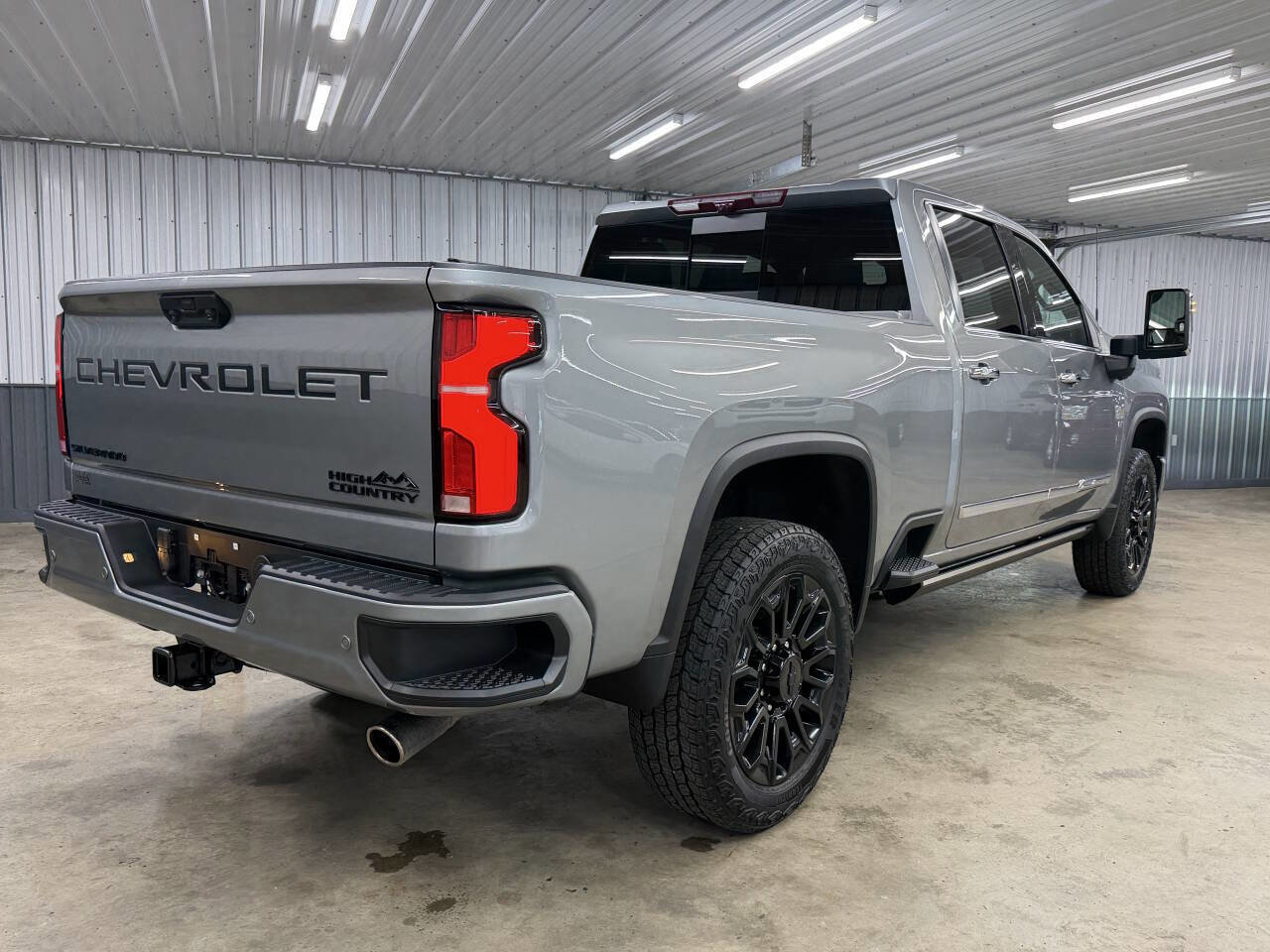Used 2024 Chevrolet Silverado 2500 High Country w/ High Country Premium Package image 7