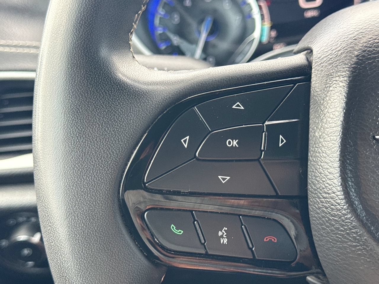 Used 2022 Chrysler Pacifica Touring-L w/ S Appearance Package FWD image 31
