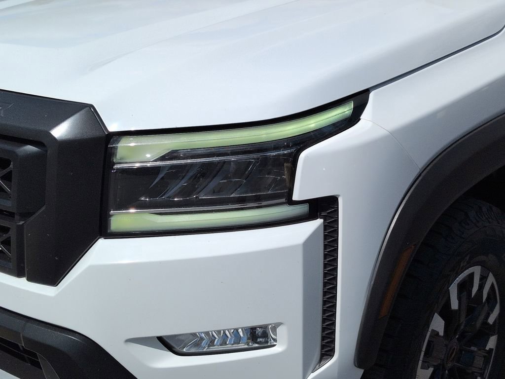 Used 2023 Nissan Frontier PRO-4X w/ Pro Convenience Package image 8