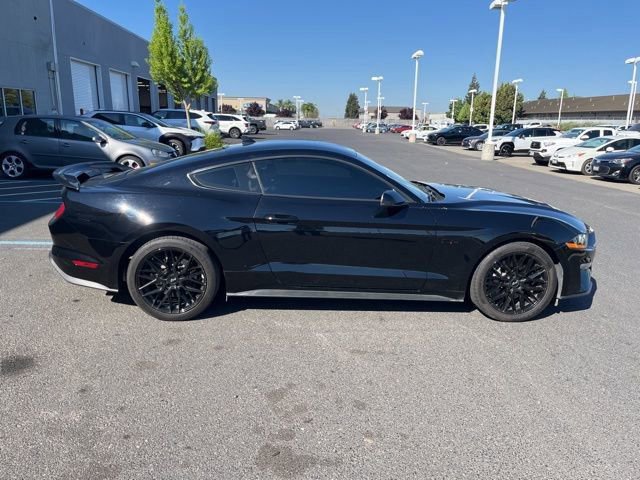 Used 2022 Ford Mustang GT Premium w/ Equipment Group 401A image 8