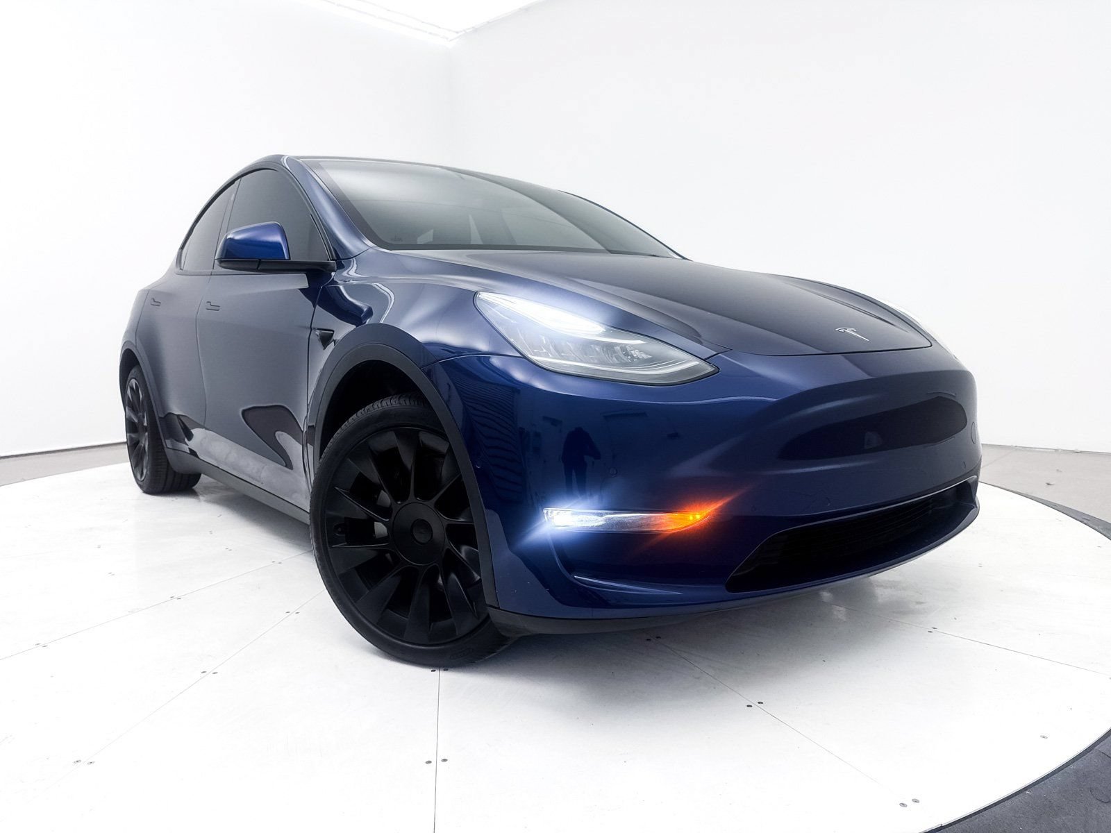 Used 2021 Tesla Model Y Long Range AWD/4WD image 20