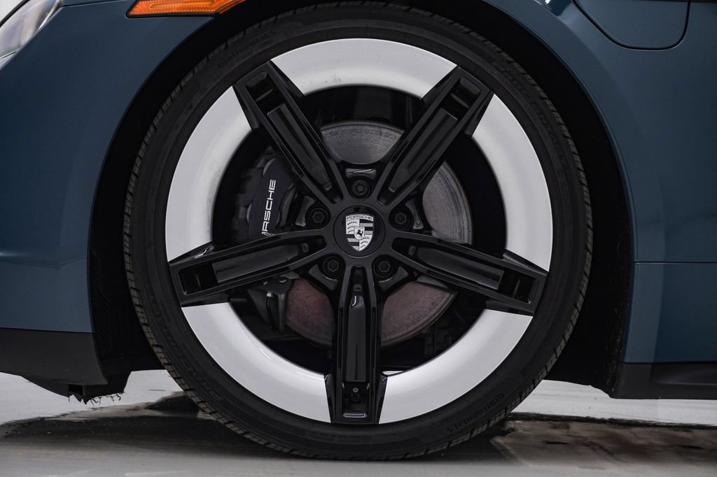 Certified 2025 Porsche Taycan AWD/4WD image 13
