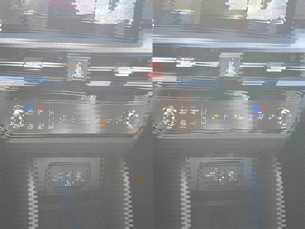 New 2026 Kia Sportage X-Line image 18