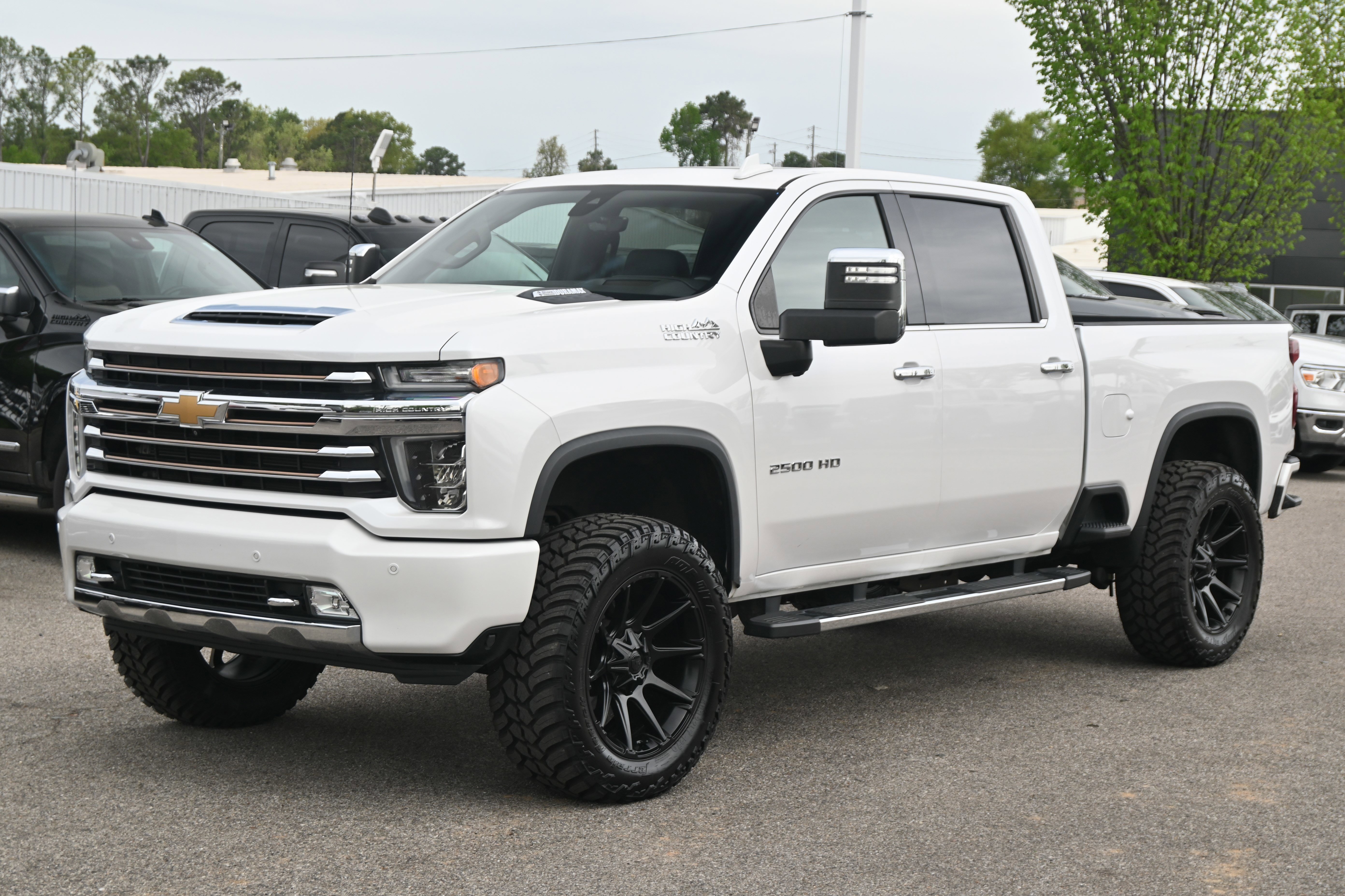 Used 2020 Chevrolet Silverado 2500 High Country image 8