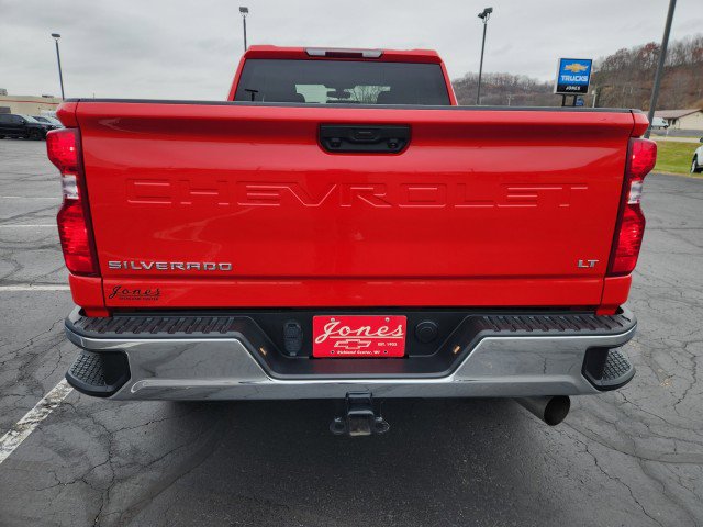 Used 2022 Chevrolet Silverado 2500 LT w/ Convenience Package image 4