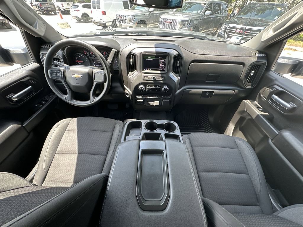 Certified 2025 Chevrolet Silverado 2500 Custom w/ Custom Value Package AWD/4WD image 20