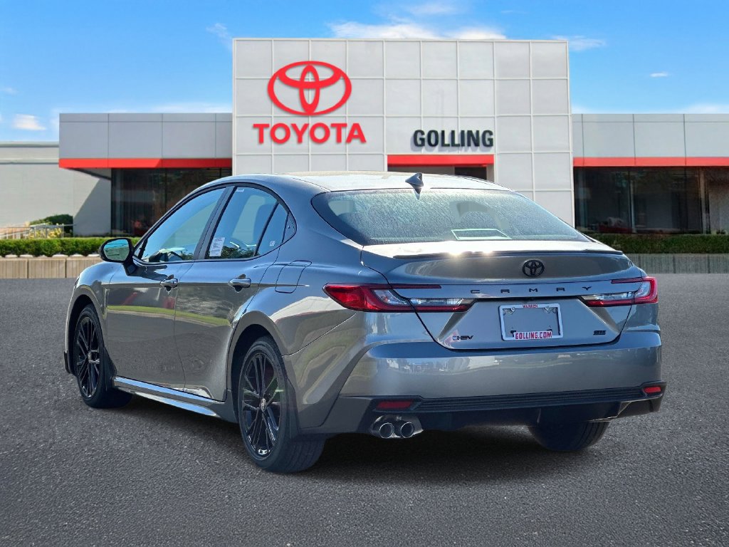 New 2026 Toyota Camry SE FWD image 4