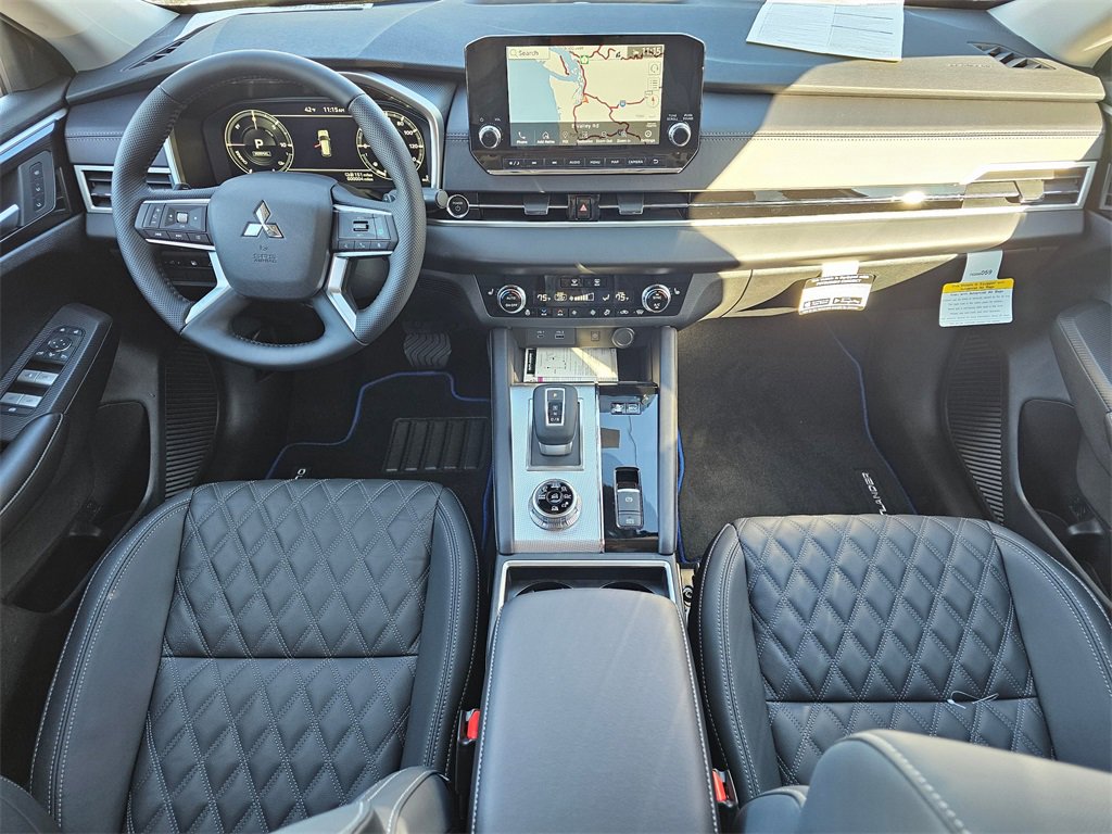 New 2025 Mitsubishi Outlander SEL image 6