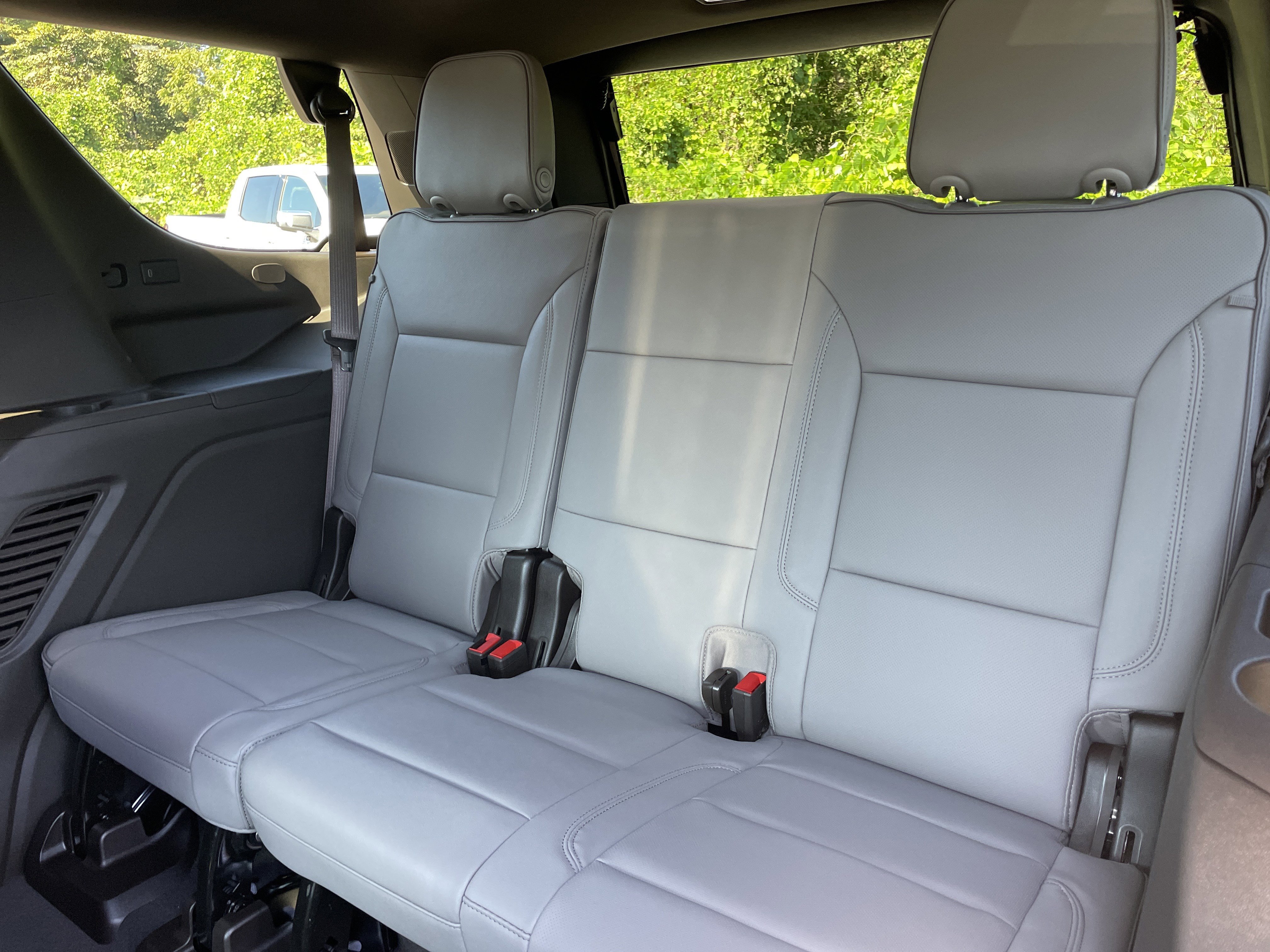 New 2026 GMC Yukon Elevation image 16