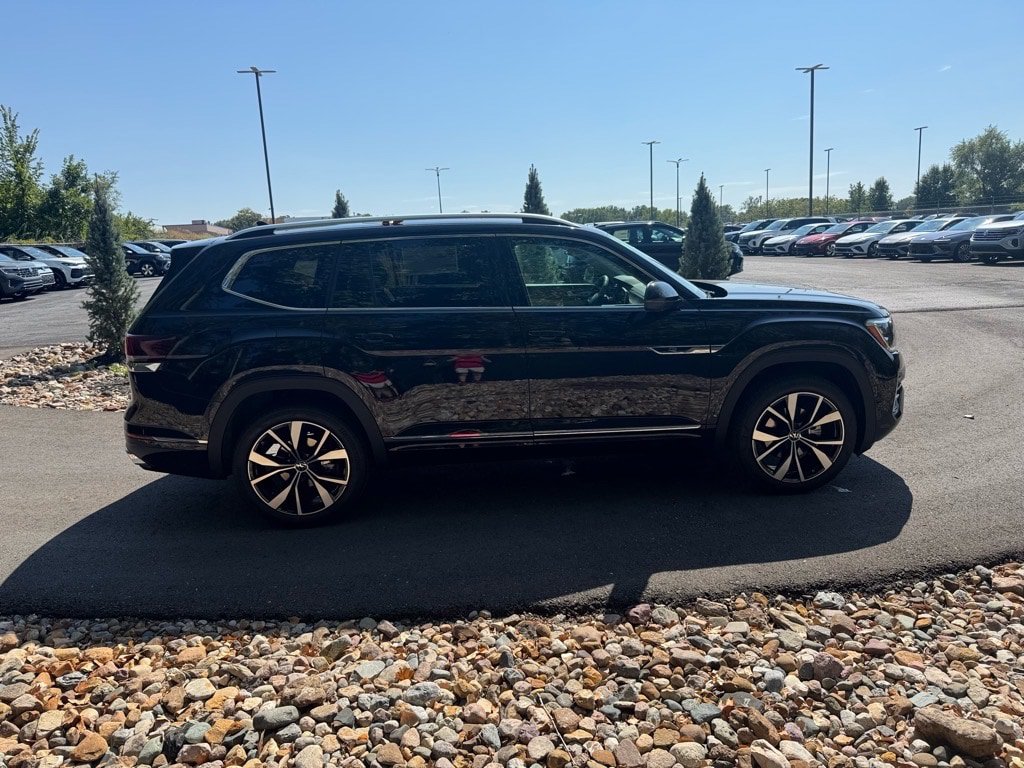New 2026 Volkswagen Atlas SEL Premium R-Line AWD/4WD image 6