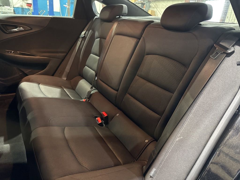 Used 2024 Chevrolet Malibu LT FWD image 33