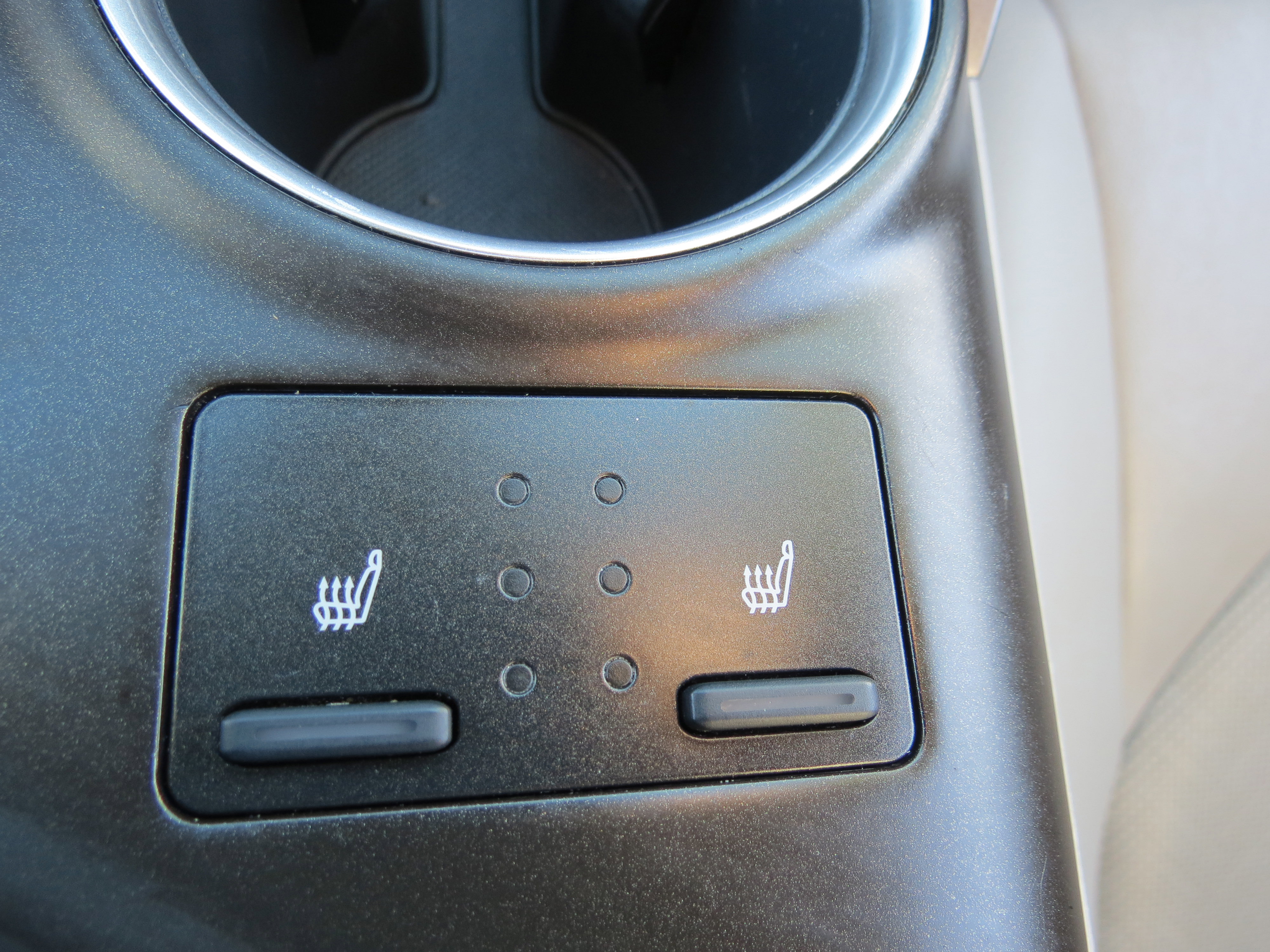 Used 2022 Toyota Camry XLE image 17