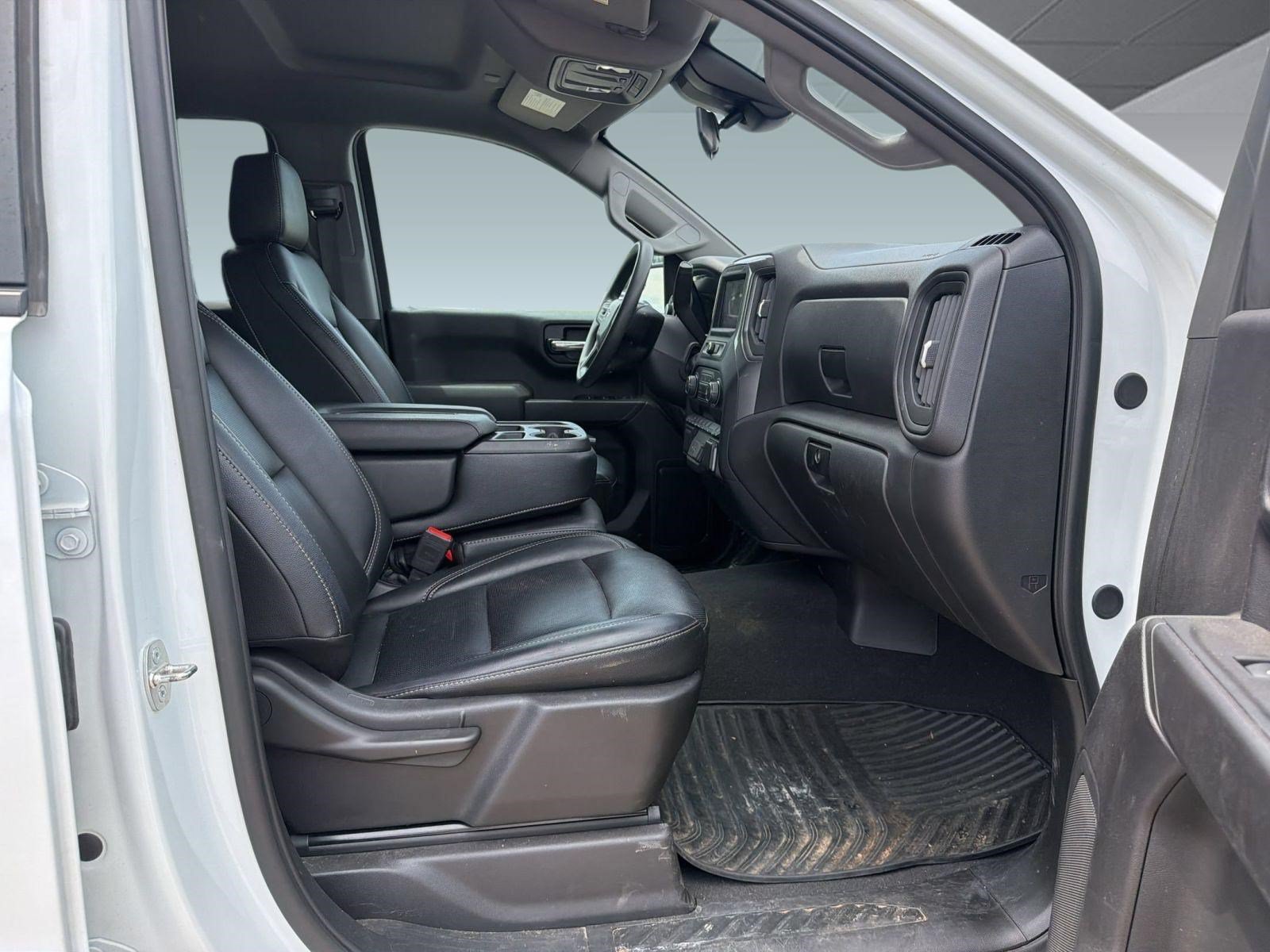 Used 2024 Chevrolet Silverado 1500 Custom Trail Boss w/ LPO, Dark Essentials Package AWD/4WD image 24