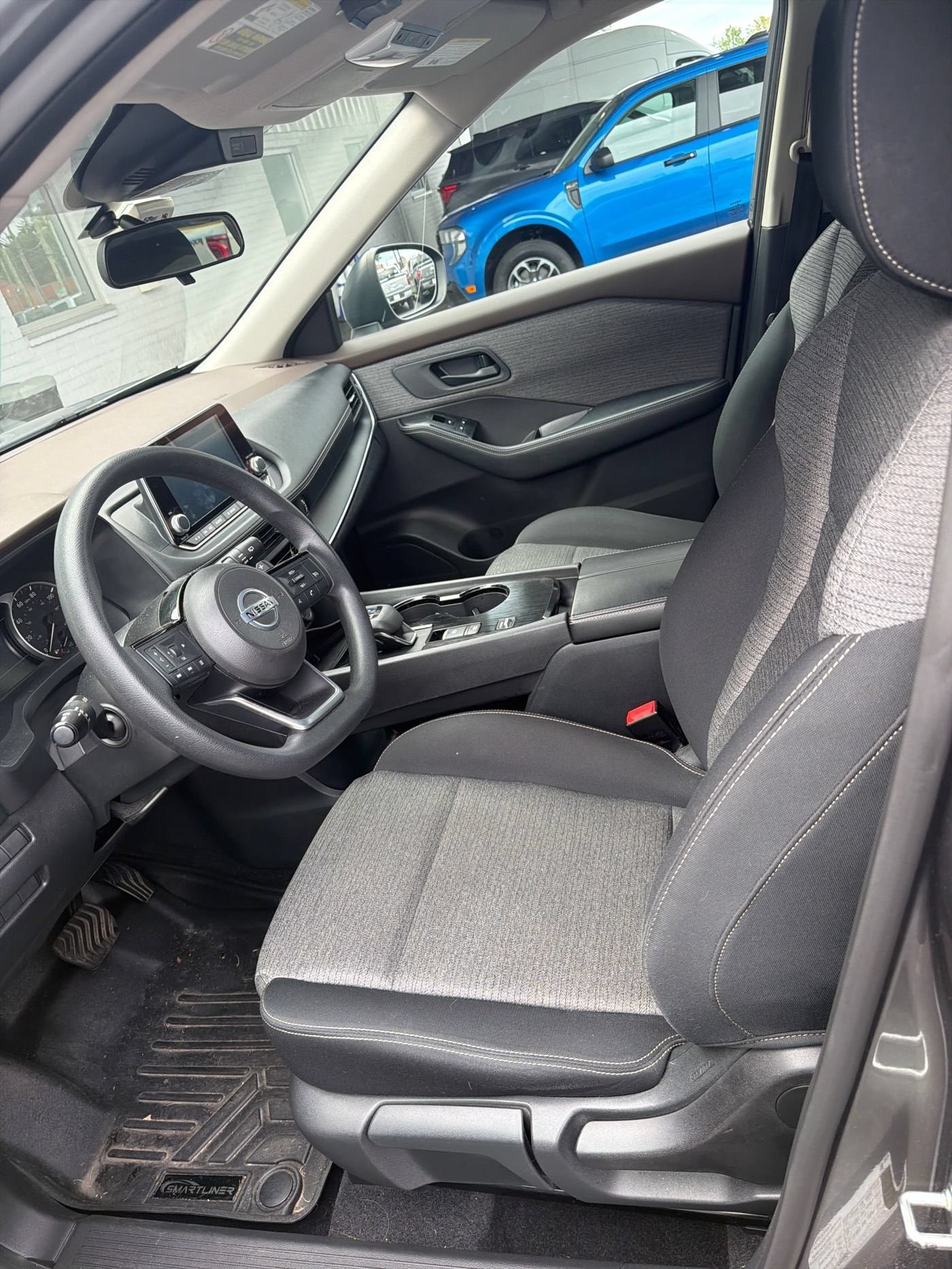 Used 2021 Nissan Rogue S FWD image 6
