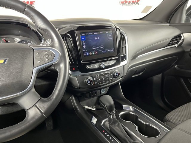 Used 2022 Chevrolet Traverse LT image 18
