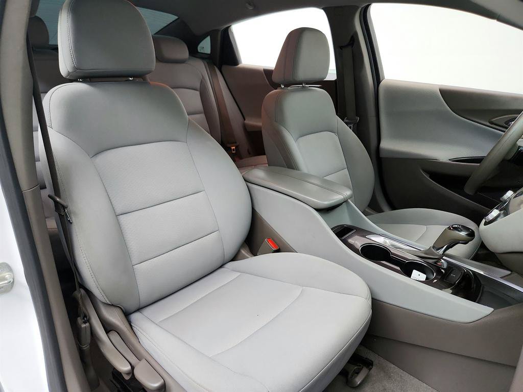 Used 2020 Chevrolet Malibu LT FWD image 25