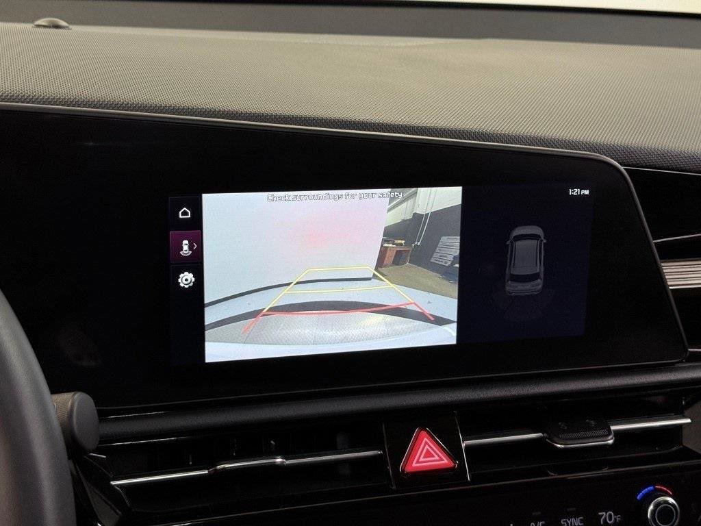 Used 2023 Kia Niro EX image 33