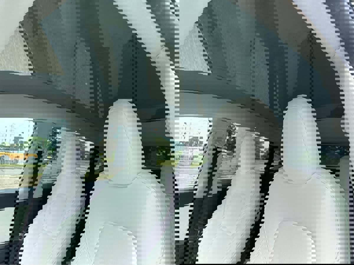 Used 2020 Tesla Model Y Long Range image 20